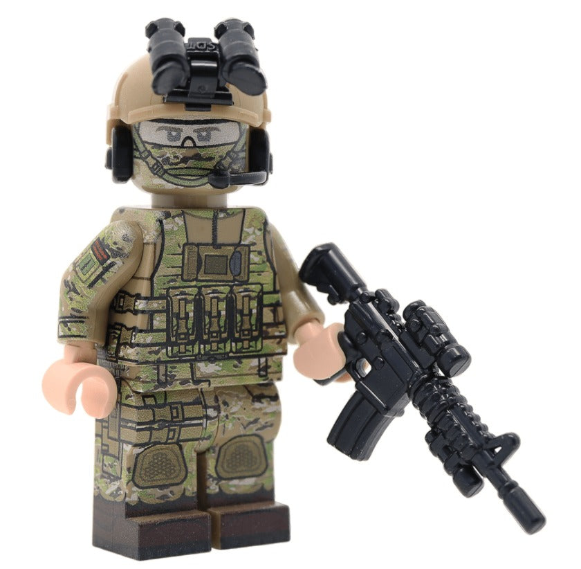 Royal Marine Commando Light Flesh Minifigure United Bricks