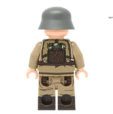 WW2 Hungarian Army Rifleman Minifigure - United Bricks