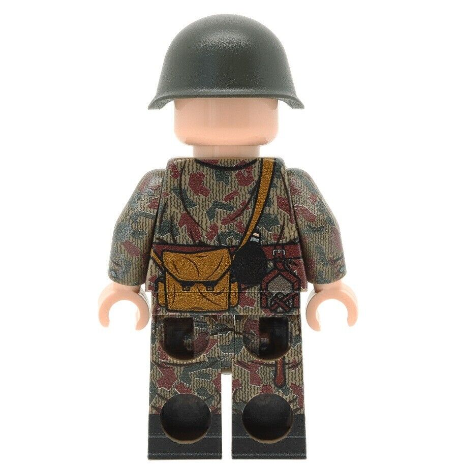 WW2 NCO in Oak Camo Minifigure - United Bricks WW2 NCO in Oak Camo Minifigure - United Bricks