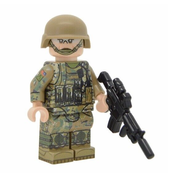Modern U.S. Army Soldier Female Minifigure - United Bricks