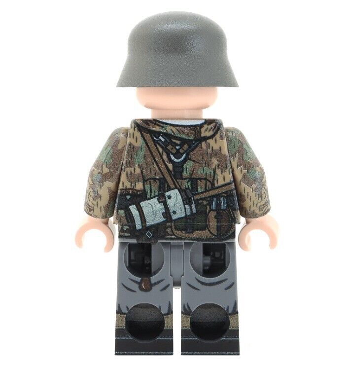 WW2 Soldier in Splinter Camo Jacket (Kar98) Minifigure - United Bricks ...