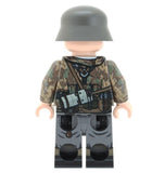 WW2 Soldier in Splinter Camo Jacket (Kar98) Minifigure - United Bricks