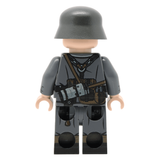WW2 German NCO Minifigure (Mid-Late War)-  United Bricks