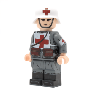 WW2 German Medic Minifigure - United Bricks