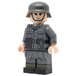 WW2 German Machine Gun Team Minifigure Tin- United Bricks