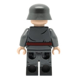 WW2 German Officer Minifigure - United Bricks