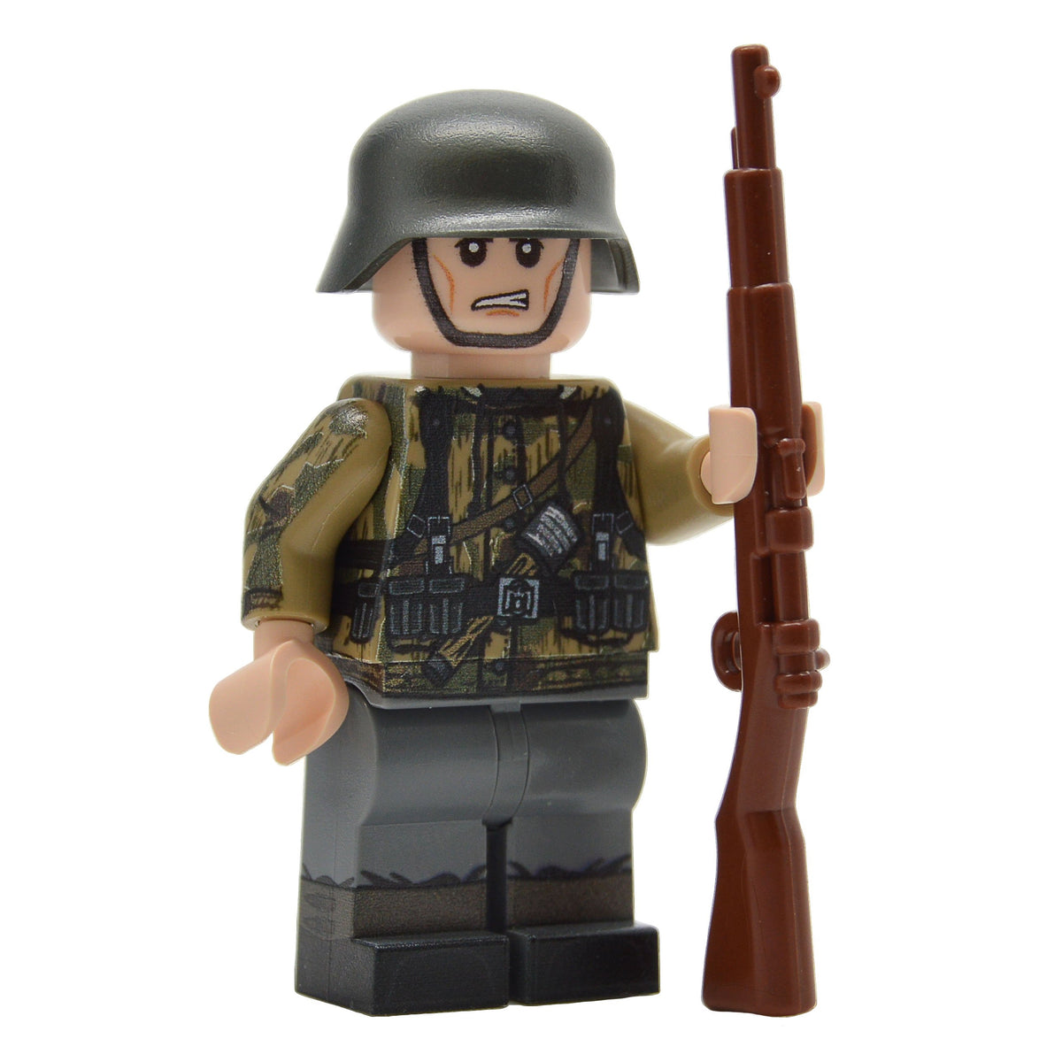 United Bricks WW2 German Soldier in Swamp Camo – Nashvegas Bricks